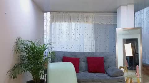 Mei online show from 02-15-25, 10:31