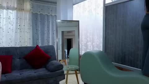 Mei online show from 02-17-25, 07:53