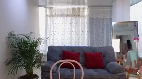 Mei online show from 03-07-25, 07:49