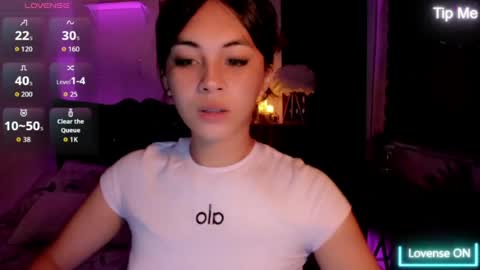 Snapshot of meiluxe chatting on 07-15-26, 11:26 meiluxe online show from 07-15-26, 11:26