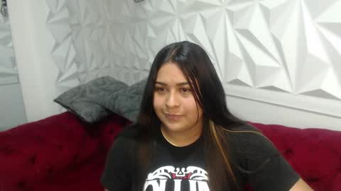 Snapshot of meipink chatting on 05-11-26, 07:44 meipink online show from 05-11-26, 07:44