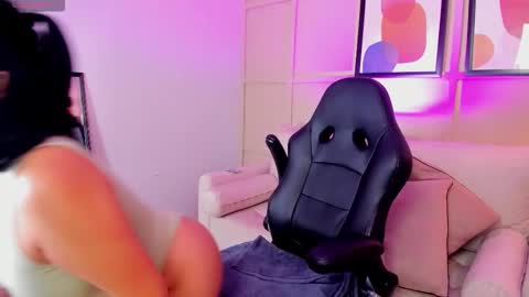 Melvis online show from 11-24-25, 12:38