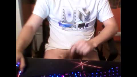 Snapshot of meks5544 chatting on 11-21-25, 09:46 meks5544 online show from 11-21-25, 09:46