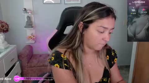 Melaany  online show from 07-11-26, 03:37