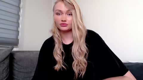 Melania online show from 12-11-24, 11:08