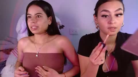 Snapshot of melani_bear chatting on 06-04-26, 04:46 MELANI online show from 06-04-26, 04:46