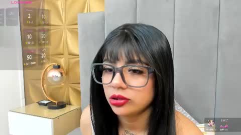 Snapshot of melani_dream chatting on 06-17-26, 02:07 Melani online show from 06-17-26, 02:07