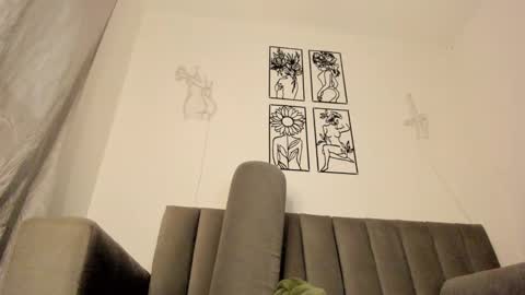 melani greyy online show from 12-12-24, 11:25