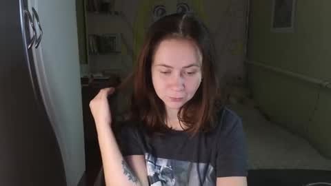 Mila online show from 11-02-25, 07:27