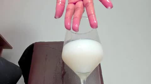 Melania online show from 10-05-25, 04:05