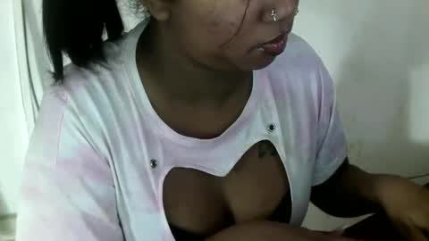 melanie025 online show from 04-05-26, 02:25