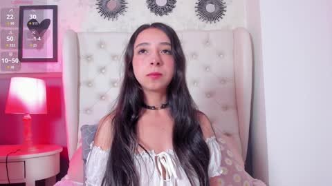 Snapshot of melanie__hills chatting on 01-07-25, 11:37 Melanie online show from 01-07-25, 11:37