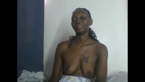 milly online show from 10-10-25, 11:09