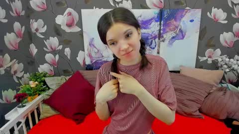 Snapshot of melanie_grant chatting on 02-19-25, 09:28 Melanie online show from 02-19-25, 09:28