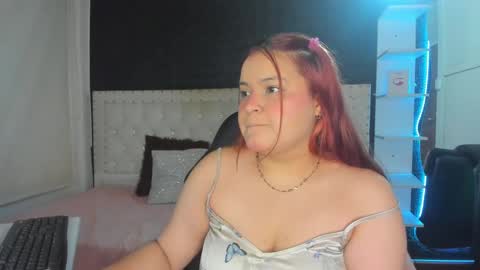 Melanie  online show from 02-25-25, 04:14