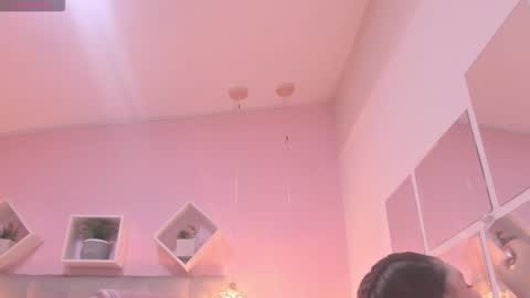 Melanie  online show from 11-24-25, 04:01