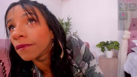 Melanie Miller online show from 10-20-25, 06:25