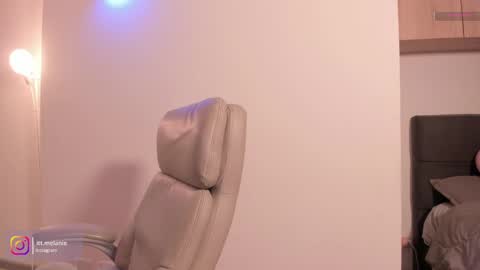 Melanie online show from 10-28-25, 10:01