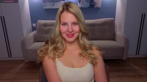 Snapshot of melaniebennett chatting on 05-24-26, 06:29 Melanie Bennett online show from 05-24-26, 06:29
