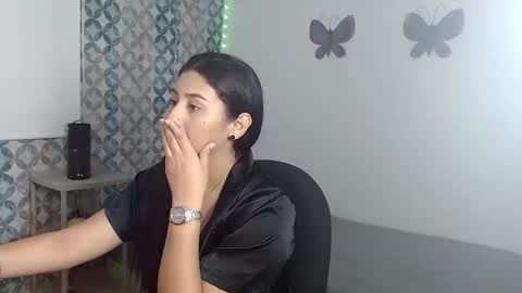Snapshot of melaniecarsonew chatting on 05-16-26, 07:56 Melanie online show from 05-16-26, 07:56