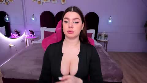 Snapshot of melaniecarterr chatting on 02-19-26, 05:14 Melanie online show from 02-19-26, 05:14