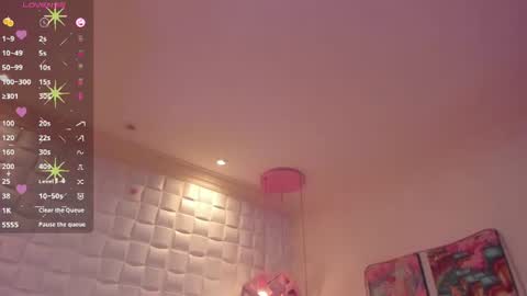 Snapshot of melaniegrayx chatting on 06-19-26, 02:43 melaniegrayx online show from 06-19-26, 02:43