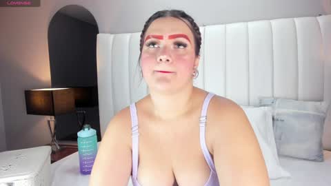 Snapshot of melanieklaus chatting on 02-02-25, 04:05 Melanie online show from 02-02-25, 04:05