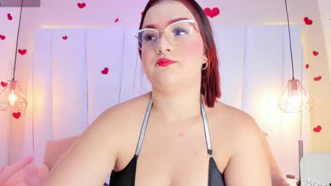 Snapshot of melanieklaus chatting on 09-16-25, 07:04 Melanie online show from 09-16-25, 07:04