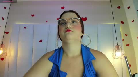 Snapshot of melanieklaus chatting on 10-15-25, 11:10 Melanie online show from 10-15-25, 11:10
