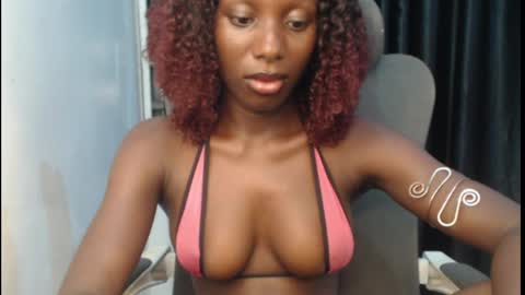 Snapshot of melanine_floral chatting on 04-06-26, 07:59 Praiz online show from 04-06-26, 07:59