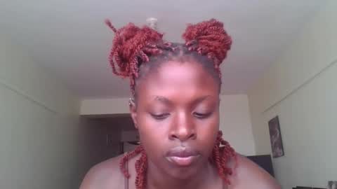 Snapshot of melanique23 chatting on 04-28-26, 07:57 melanique23 online show from 04-28-26, 07:57