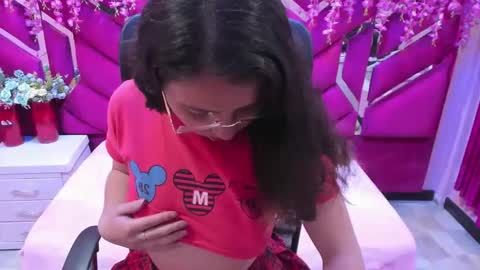 Snapshot of melanny_colins chatting on 11-22-25, 12:15 Melany online show from 11-22-25, 12:15