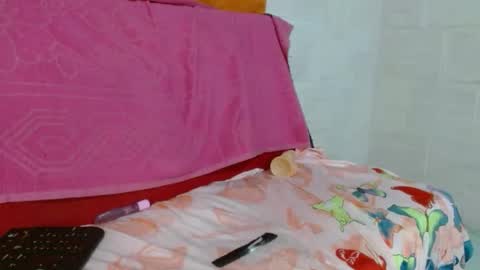 Snapshot of melany_1002 chatting on 09-22-25, 10:06 melany online show from 09-22-25, 10:06