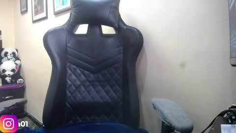 melany online show from 01-16-25, 04:50