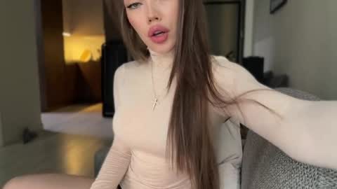Snapshot of melanybunny chatting on 05-03-26, 03:51 Adel online show from 05-03-26, 03:51