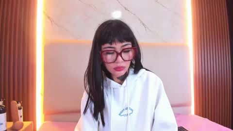 MELANYHARRIS online show from 05-12-26, 02:47