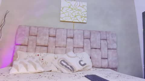 Snapshot of melanystone_ chatting on 05-20-26, 11:49 Melany online show from 05-20-26, 11:49