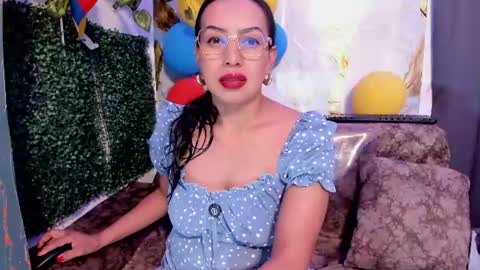 Snapshot of meleekxxx chatting on 07-02-26, 08:15 MeleekXXX online show from 07-02-26, 08:15