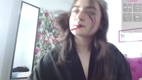 Snapshot of meli_taylorx chatting on 01-30-25, 12:29 Azul online show from 01-30-25, 12:29