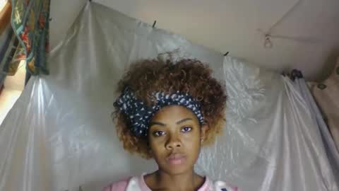 meliana98 online show from 10-16-25, 08:48