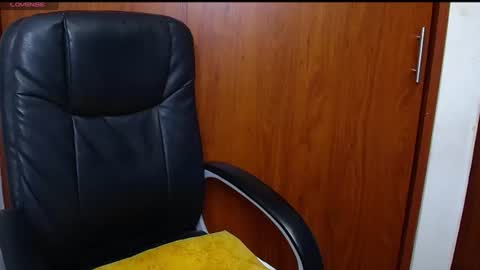 Snapshot of melika_sweet chatting on 07-10-26, 05:59 eli online show from 07-10-26, 05:59
