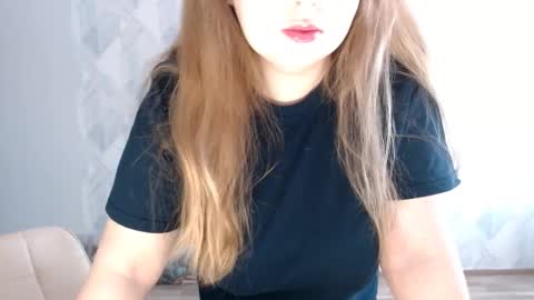 Melina online show from 11-01-25, 09:22