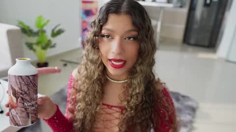 MelinaSmith  online show from 02-04-25, 09:41