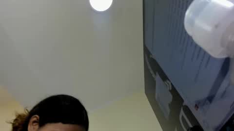 M E L I N A  online show from 12-15-25, 07:29