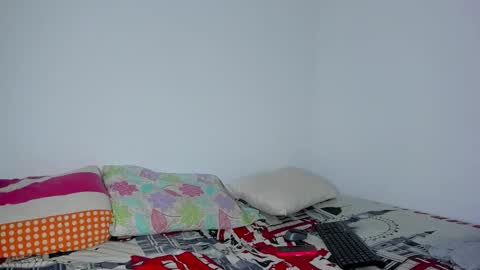 M E L I N A  online show from 02-02-26, 10:19