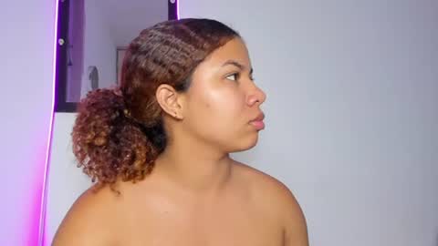 Snapshot of melinamartins chatting on 06-14-26, 10:56 M E L I N A online show from 06-14-26, 10:56