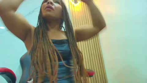 Snapshot of melisa_garcia chatting on 06-05-26, 11:05 Melissa online show from 06-05-26, 11:05