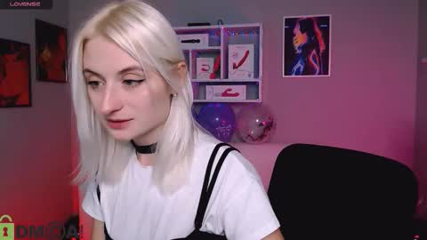 Melisa online show from 10-20-25, 07:14