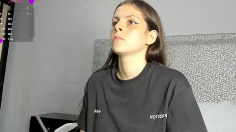 Melissa online show from 02-13-25, 01:05