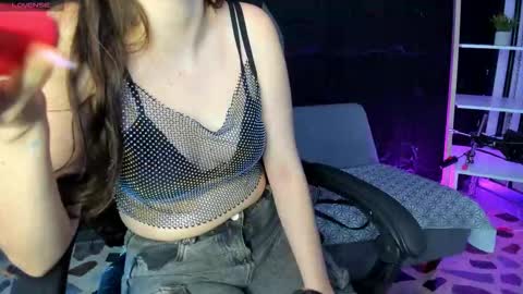 Melissa online show from 10-19-25, 02:07